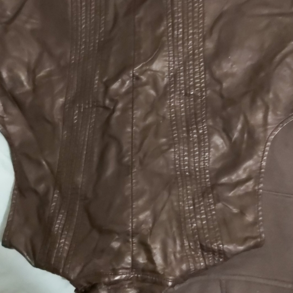 Jacket - Picture 3 of 3